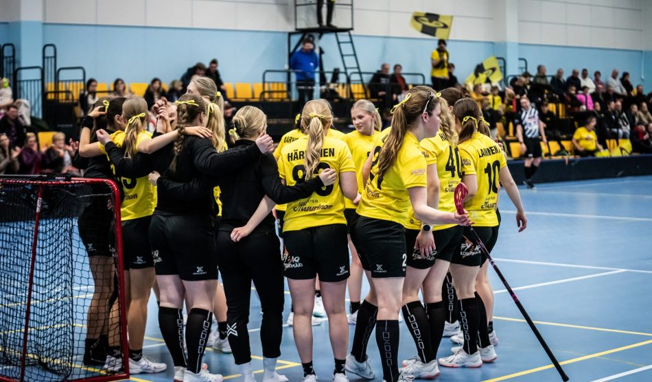 Tasoihin Viimeisell Sekunnilla Ja Rankkariratkaisu SBS Wirmo Naisten 